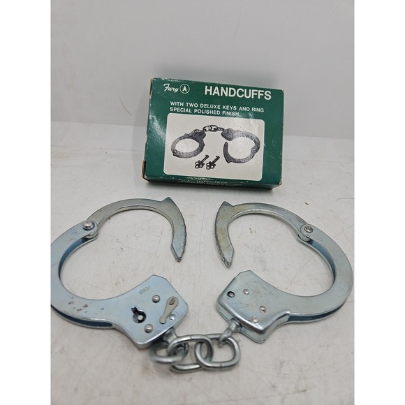 Fury 15901 Polished Handcuffs Untested No Keys - Picture 1 of 4